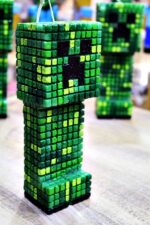 Πασχαλινή λαμπάδα "Μάινκραφτ 3D Πράσινος" - Image 2