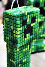 Πασχαλινή λαμπάδα "Μάινκραφτ 3D Πράσινος" - Image 3