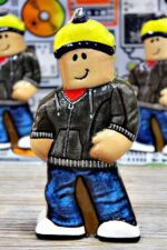 Πασχαλινή Λαμπάδα “Roblox 3D Άγαλμα” - Image 3