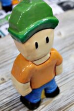 Πασχαλινή Λαμπάδα “Mr Stumble Guys 3D Άγαλμα” - Image 3