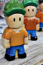 Πασχαλινή Λαμπάδα “Mr Stumble Guys 3D Άγαλμα” - Image 4