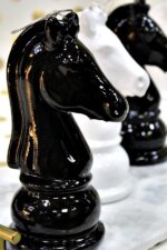 Πασχαλινή Λαμπάδα “Σκάκι Ίππος Επιτραπέζιο” - Image 4